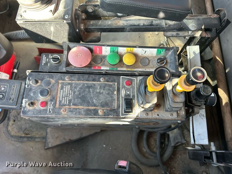 image for item DQ0958 2009 Freightliner Business Class M2 106  refuse truck