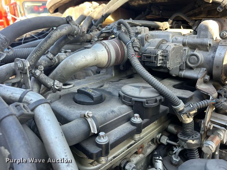 image for item DQ0958 2009 Freightliner Business Class M2 106  refuse truck