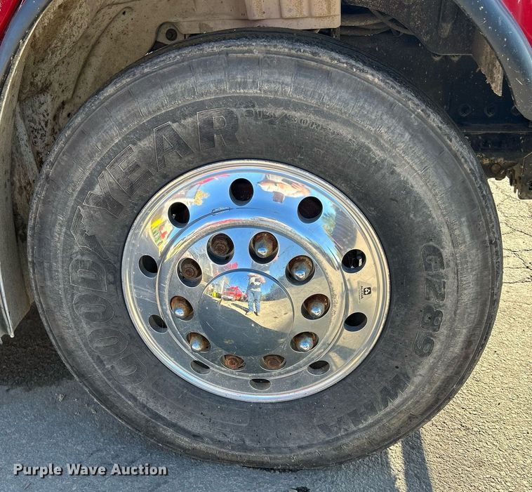 image for item DQ0958 2009 Freightliner Business Class M2 106  refuse truck