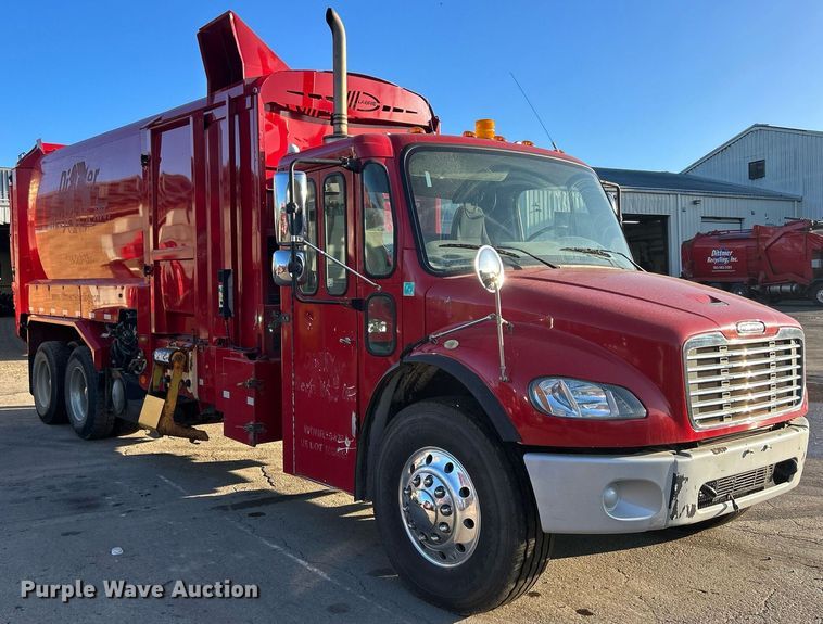 image for item DQ0959 2010 Freightliner Business Class M2 106  refuse truck