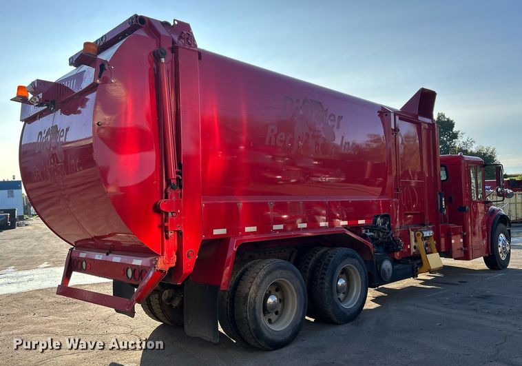 image for item DQ0959 2010 Freightliner Business Class M2 106  refuse truck