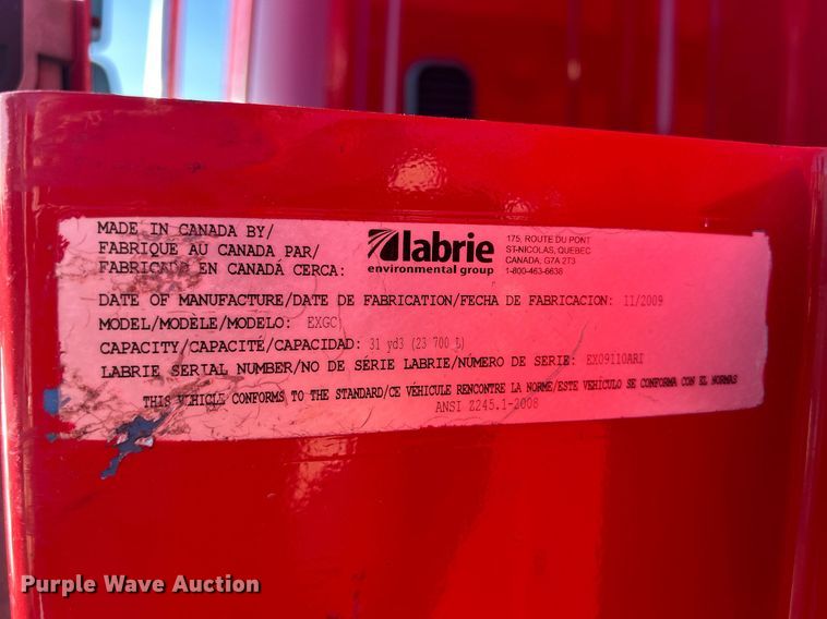 image for item DQ0959 2010 Freightliner Business Class M2 106  refuse truck