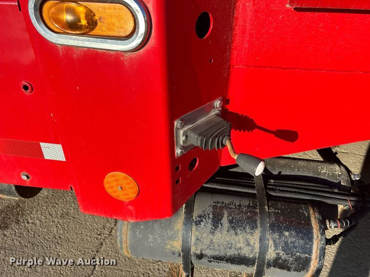 image for item DQ0959 2010 Freightliner Business Class M2 106  refuse truck