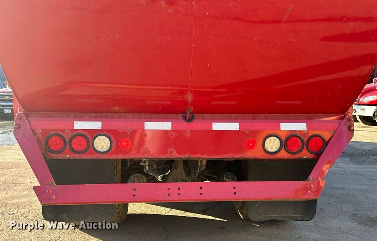 image for item DQ0959 2010 Freightliner Business Class M2 106  refuse truck