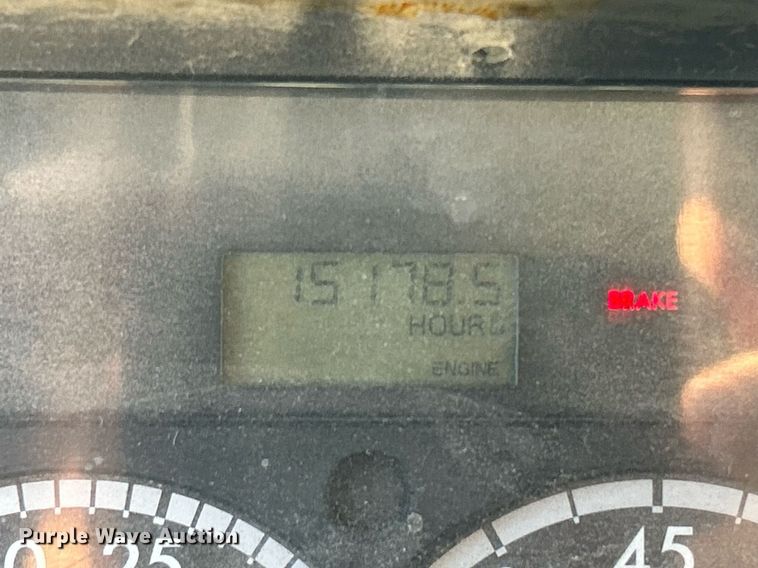 image for item DQ0959 2010 Freightliner Business Class M2 106  refuse truck