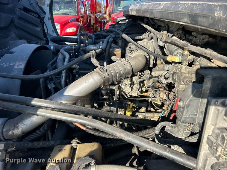 image for item DQ0959 2010 Freightliner Business Class M2 106  refuse truck