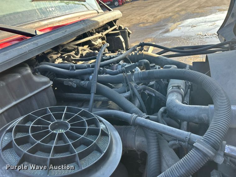 image for item DQ0959 2010 Freightliner Business Class M2 106  refuse truck