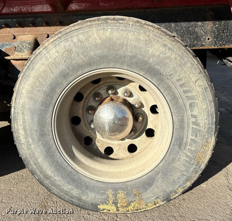 image for item DQ0959 2010 Freightliner Business Class M2 106  refuse truck