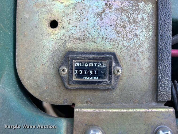 image for item DQ0967 Tennant M5400  floor scrubber