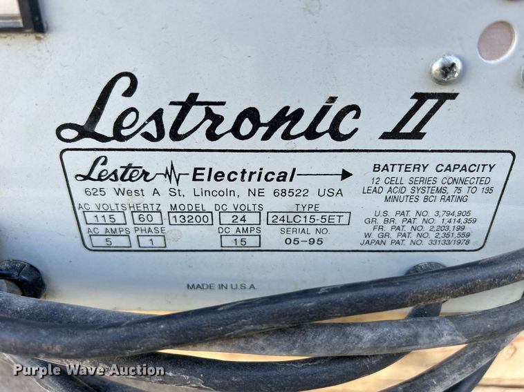 image for item DQ0967 Tennant M5400  floor scrubber