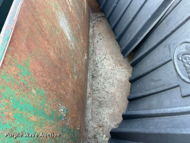 image for item DQ1008 (11) dumpsters