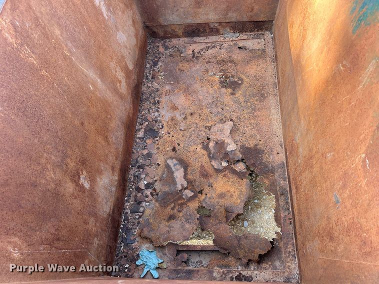 image for item DQ1008 (11) dumpsters