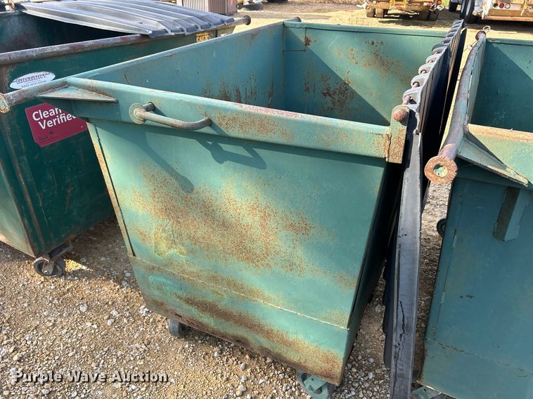 image for item DQ1008 (11) dumpsters