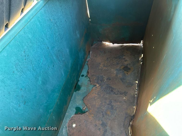 image for item DQ1008 (11) dumpsters