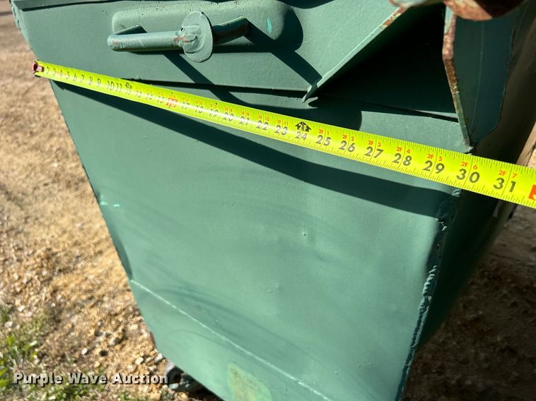image for item DQ1008 (11) dumpsters