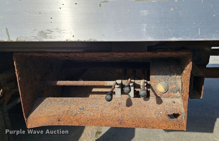 image for item DQ1105 GMC  rollback truck