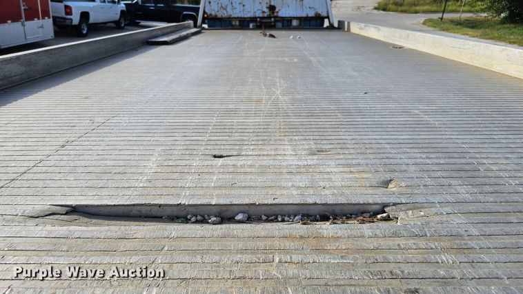 image for item DQ1105 GMC  rollback truck