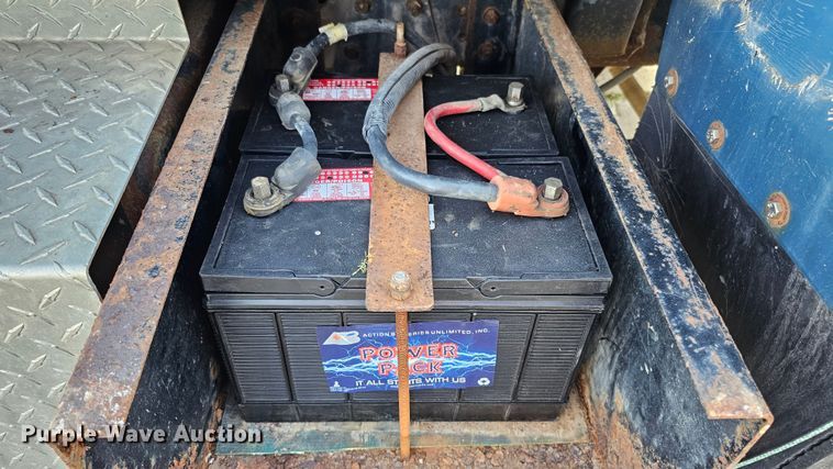 image for item DQ1105 GMC  rollback truck