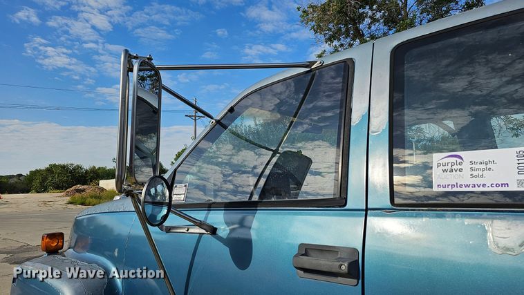 image for item DQ1105 GMC  rollback truck