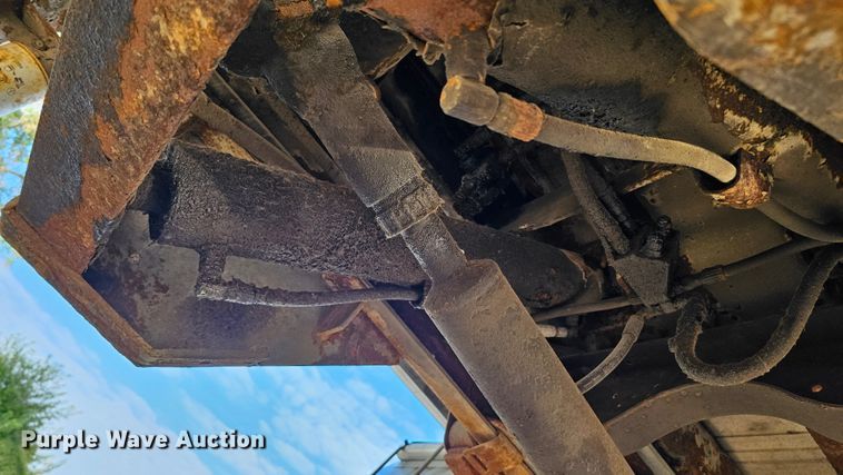 image for item DQ1105 GMC  rollback truck