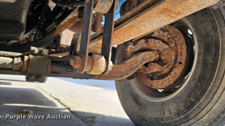 image for item DQ1105 GMC  rollback truck