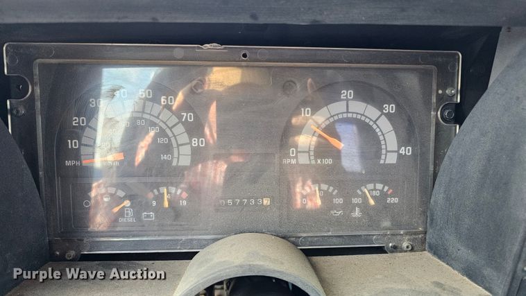 image for item DQ1105 GMC  rollback truck