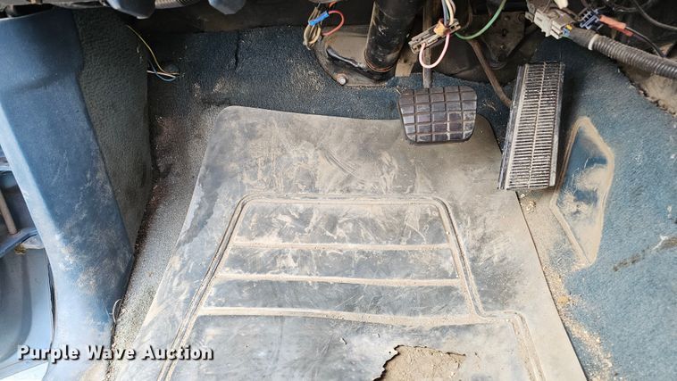 image for item DQ1105 GMC  rollback truck