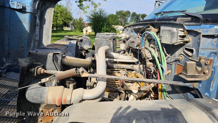 image for item DQ1105 GMC  rollback truck