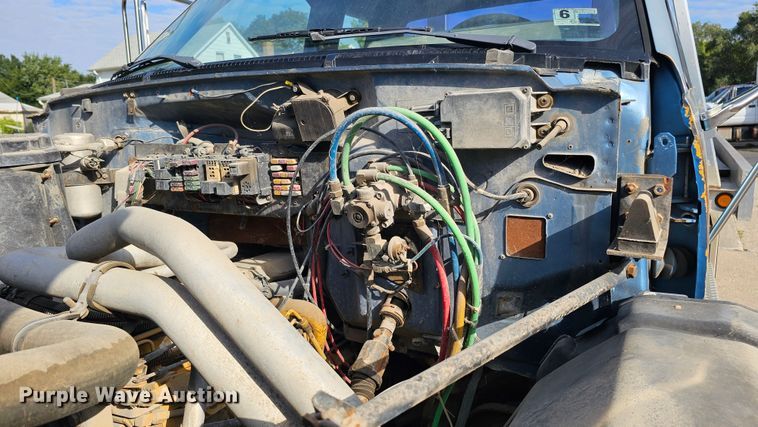 image for item DQ1105 GMC  rollback truck