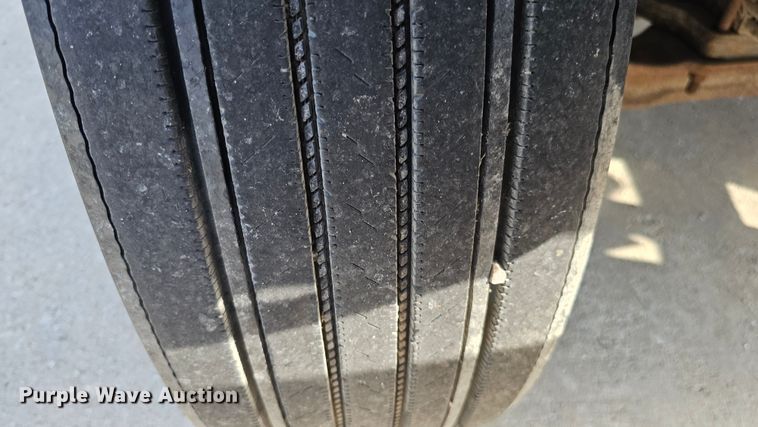 image for item DQ1105 GMC  rollback truck