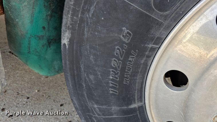 image for item DQ1105 GMC  rollback truck