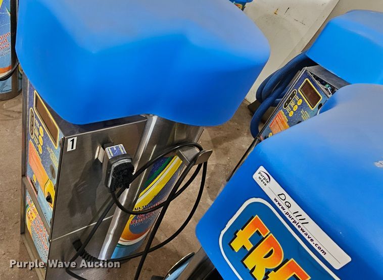 image for item DQ1111 (7) car wash vacuums