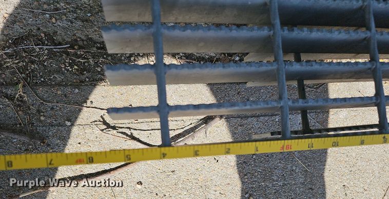 image for item DQ1208 Approximately 15 metal grate sections