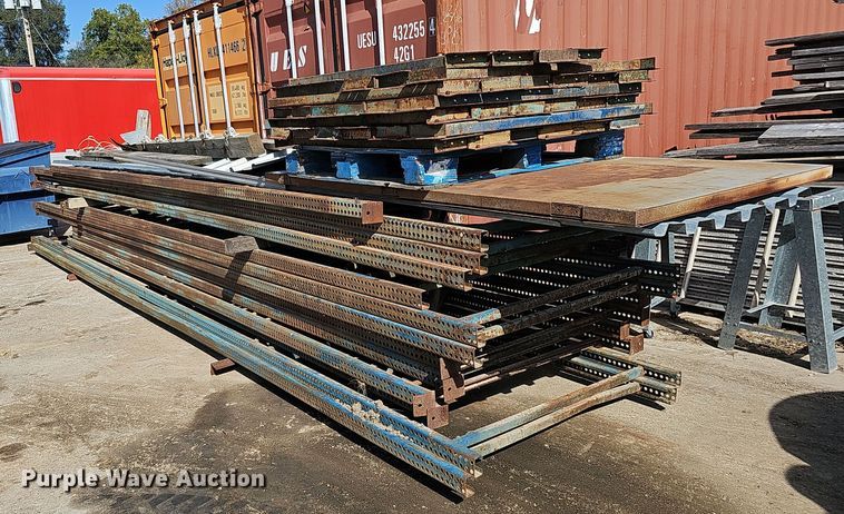 image for item DQ1210 Pallet racking