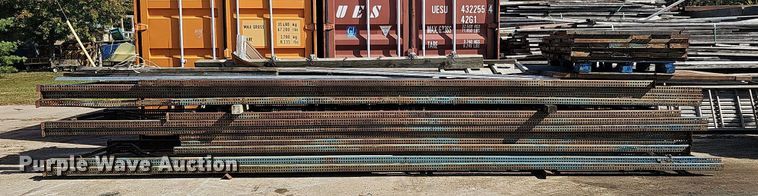 image for item DQ1210 Pallet racking