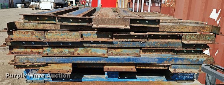 image for item DQ1210 Pallet racking