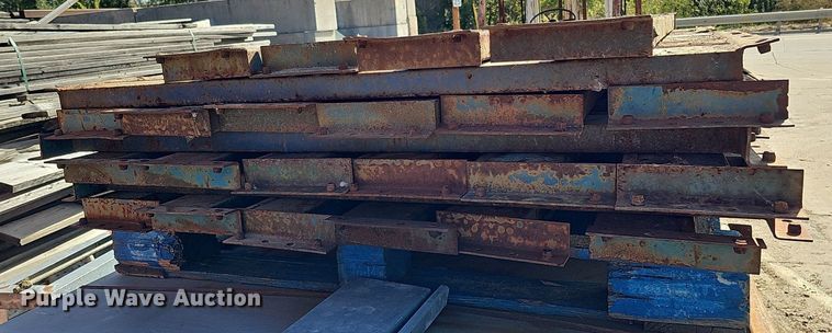 image for item DQ1210 Pallet racking