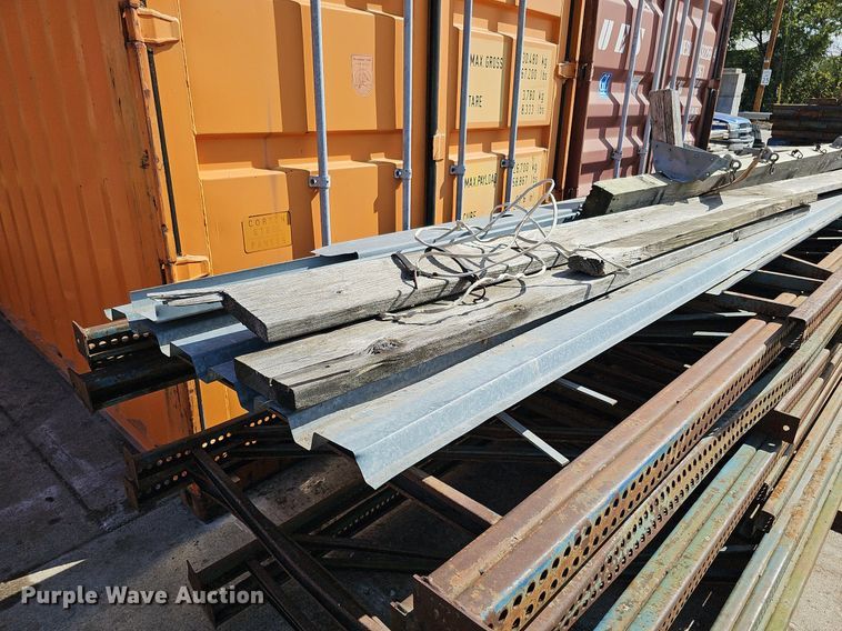 image for item DQ1210 Pallet racking