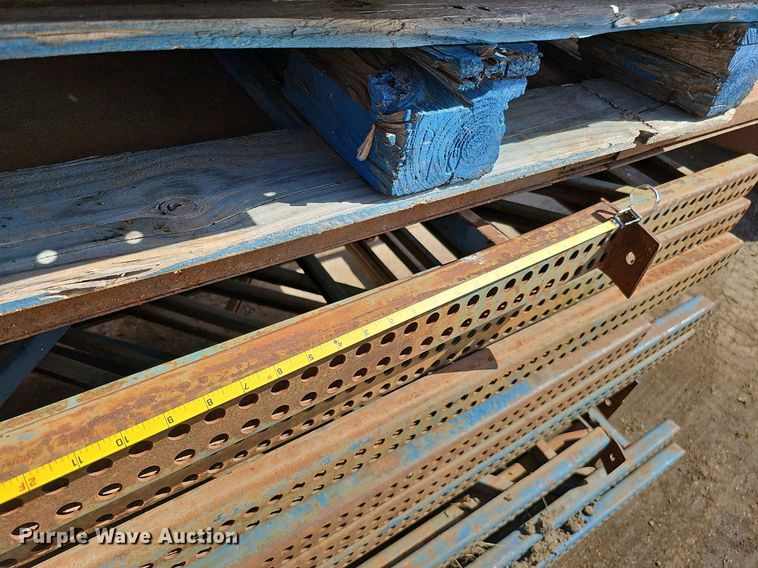 image for item DQ1210 Pallet racking