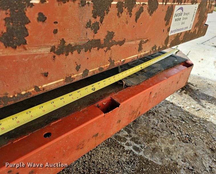 image for item DQ1211 (3) flatbeds