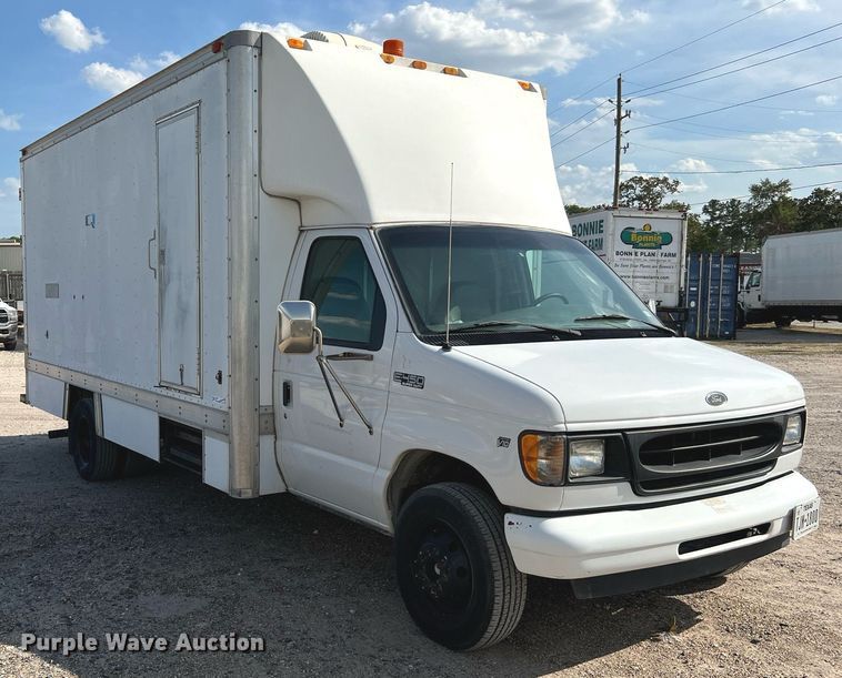 image for item DQ2220 2002 Ford E450  sewer inspection truck