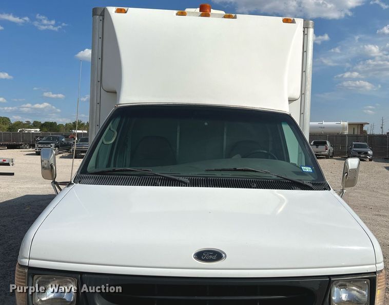 image for item DQ2220 2002 Ford E450  sewer inspection truck