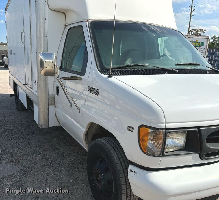 image for item DQ2220 2002 Ford E450  sewer inspection truck