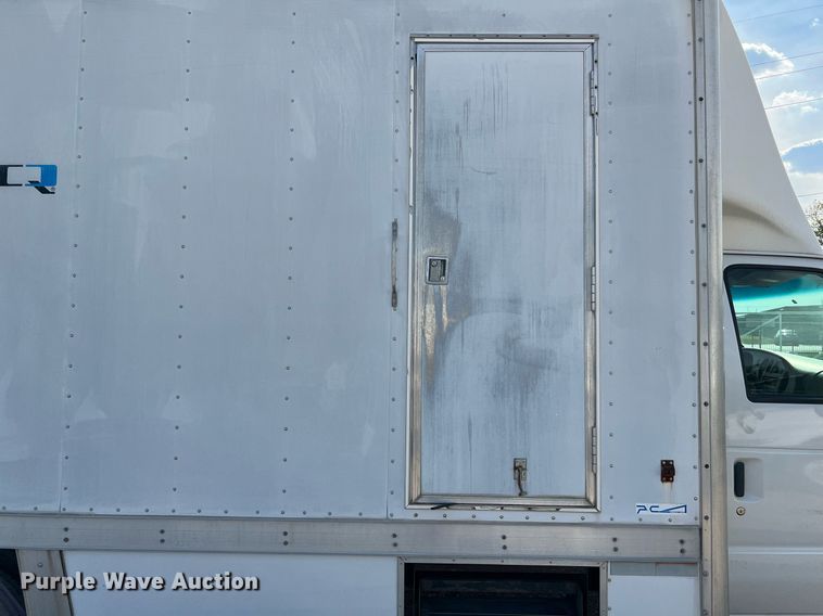 image for item DQ2220 2002 Ford E450  sewer inspection truck