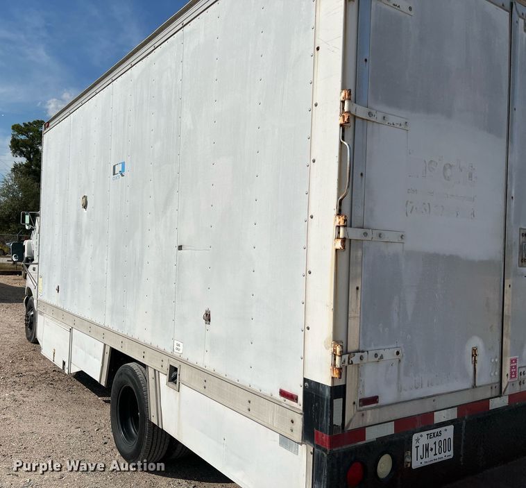 image for item DQ2220 2002 Ford E450  sewer inspection truck