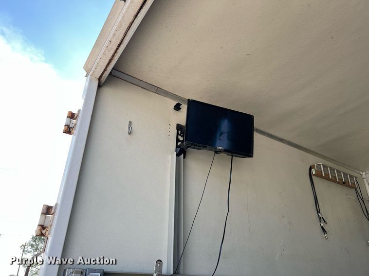 image for item DQ2220 2002 Ford E450  sewer inspection truck