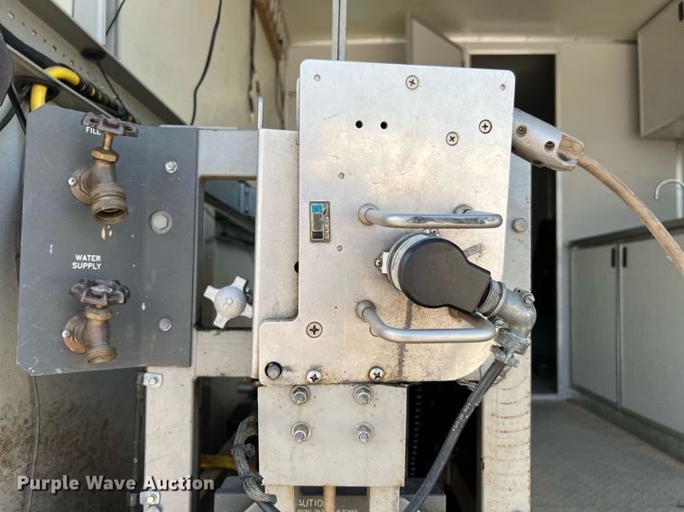 image for item DQ2220 2002 Ford E450  sewer inspection truck