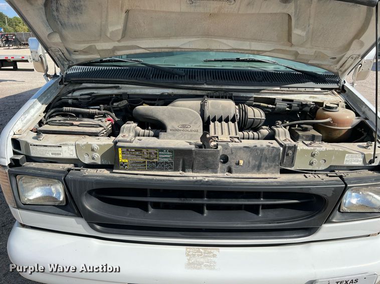 image for item DQ2220 2002 Ford E450  sewer inspection truck