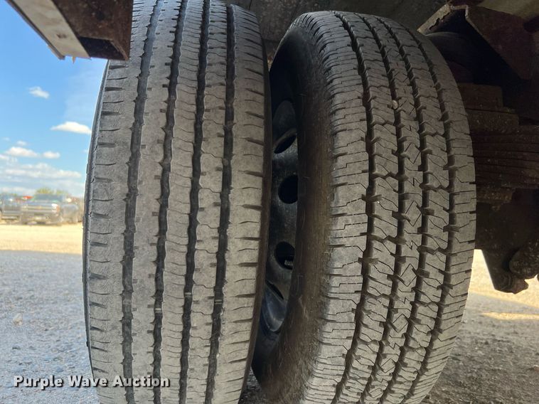 image for item DQ2220 2002 Ford E450  sewer inspection truck