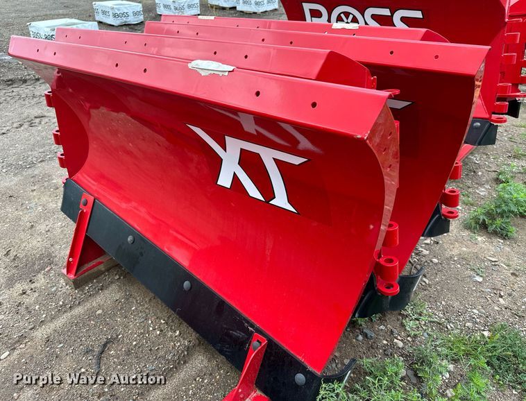 image for item DQ7386 Boss Power V-XT  snow plow